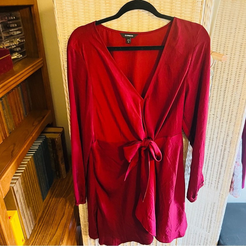 Express Burgundy Tie-Waist Dress Size Large
